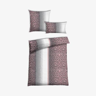 Bettwäsche-Set mit Kissen und Decke in rosa Leopardenmuster, mittig breite weiße Bahn mit schmalen Streifen