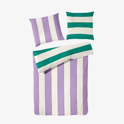 Bettwäsche-Set mit breiten Streifen in Weiß, Lila und Grün, bestehend aus Decke und zwei passenden Kissen